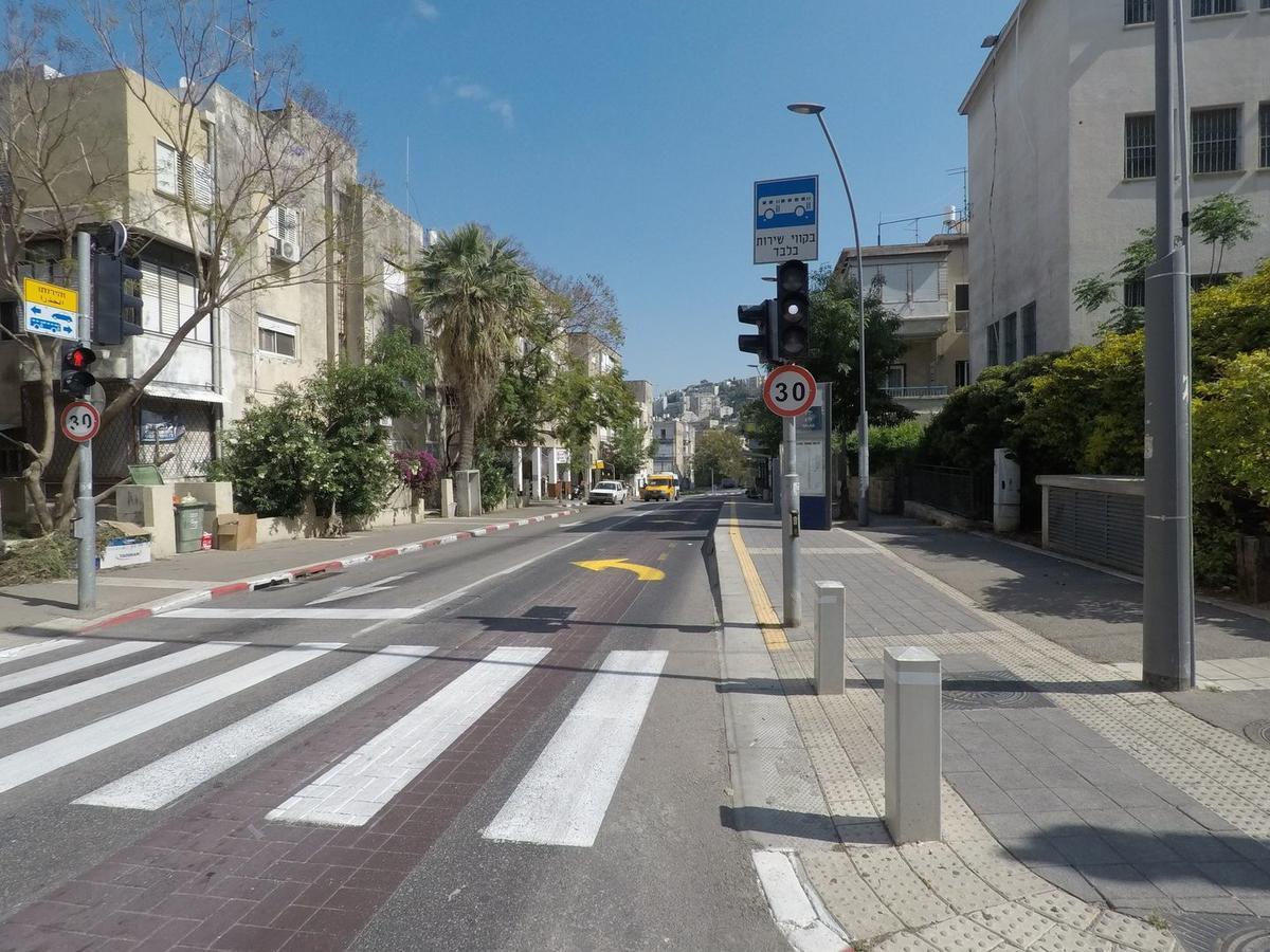 Space Place Haifa Luaran gambar