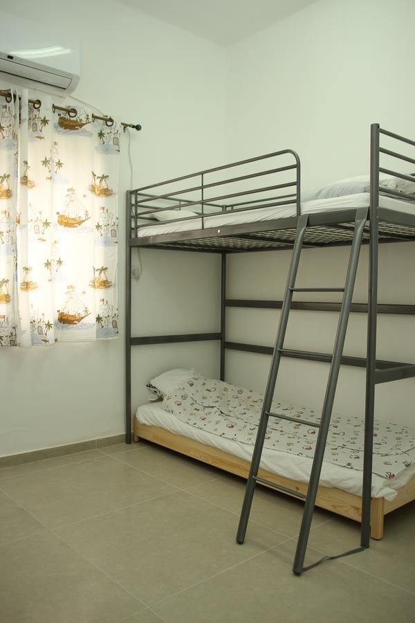 Space Place Haifa Luaran gambar