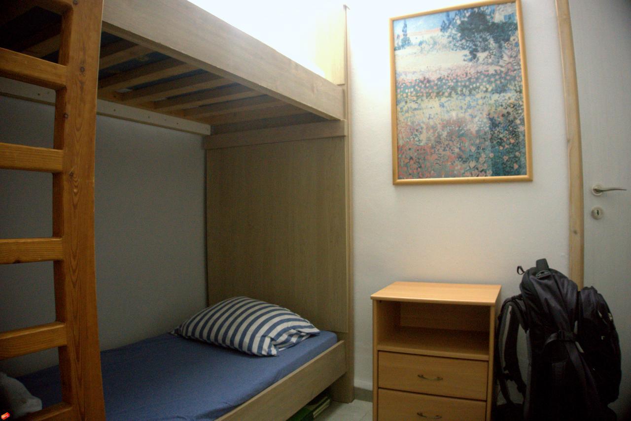 Space Place Haifa Luaran gambar
